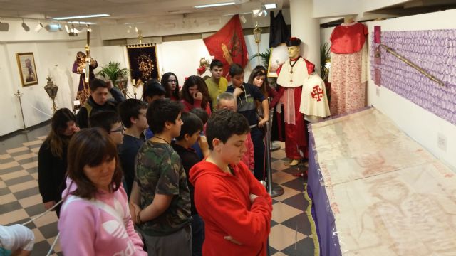 Inauguración de la exposicion, presentación del libro y visitas guiadas - 97